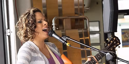 Andr\u00e9a Venezio LIVE @ State 28 Kitchen & Cocktails