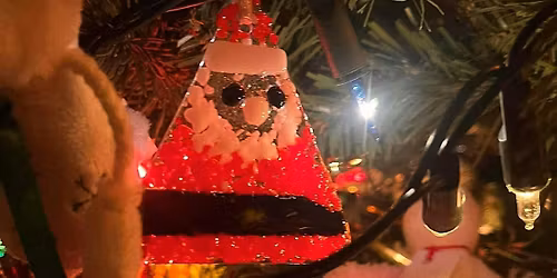 Christmas Tree Decoration Workshop @ The Butterfly Tree Glass Studio