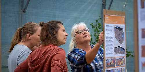 \u00c5bent Hus p\u00e5 K\u00f8ge F\u00e6lles Jord