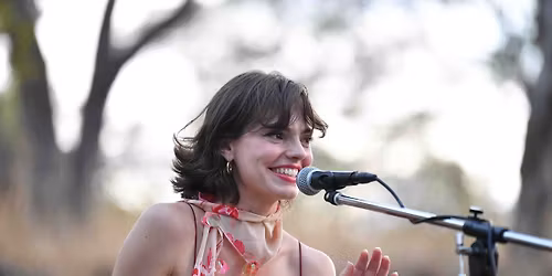 JAZZ UNDER THE GUMS - COURTENEY HOOPER