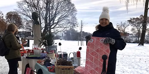 jule-loppis i Strandgata, 30.11.25, v\u00e6ravhengig 