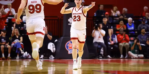 Parking UMass Lowell River Hawks at Saint Peter's Peacocks Mens Basketball