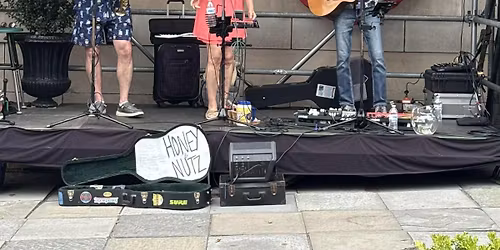 Honey & Nutz Trio @Broadway Grille Jim Thorpe 