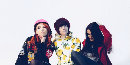 IDestroy live at The Croft