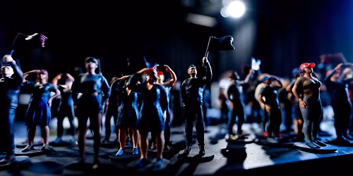 Miniati\u016br\u0173 spektaklis \u201eTransportas: Prisisekite saugos dir\u017eus!\u201c