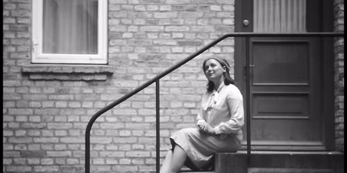 Katrine Stochholm - Barndommens Gade