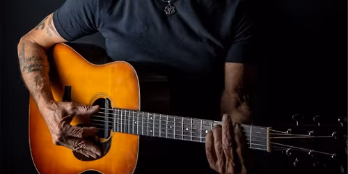 Controversial Folksinger Grant Peeples Performs in Bradenton