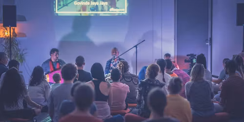Kirtan with friends + Vegan dinner ~ West End!