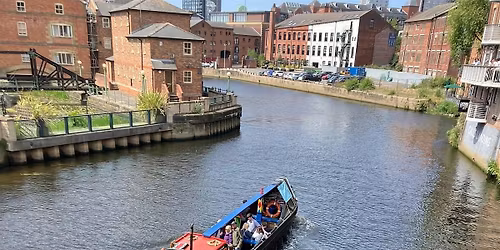 Halloween and Autumn boat trips at Woodlesford Lock, Leeds L26