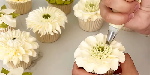 Beginner Cupcake Decorating Class | Buttercream Piping & Floral Cupcakes