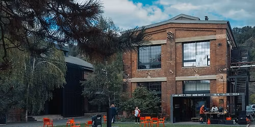 Architektonick\u00e1 prohl\u00eddka are\u00e1lu Uheln\u00e9ho ml\u00fdna