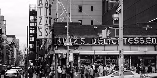 Street Photography in Black & White Photowalk