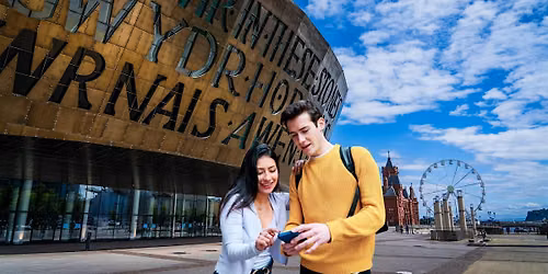 Discover Cardiff Bay! Interactive Treasure Hunt & City Walk
