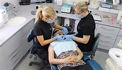 Basic Life Support for Dentists Level 2 Classroom Course