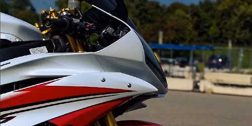 Motocykli\u015bci w przedszkolu na saskiej k\u0119pie