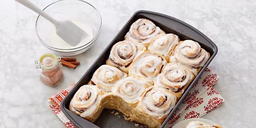 From Scratch: Cinnamon Rolls Baking Class