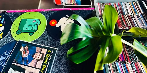 Wyprzeda\u017c Winyli \/ Obiecana Cafe (Piotrkowska 295A) \/ \u0141\u00f3d\u017a