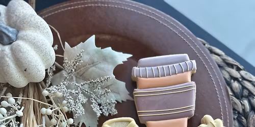 Cozy Fall Cookie Decorating with Cookie Krums Bakery!