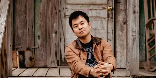 Gabe Lee at Songbirds Guitar Museum