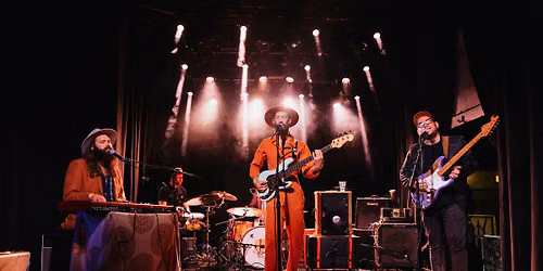 Campfire Concert Series presents - "Davey and The Midnights"