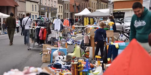 55\u00e8me March\u00e9 aux puces du quartier Epinoy