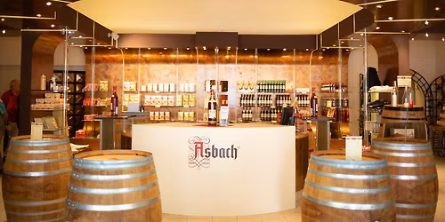 F\u00fchrung im Asbach-Besucher-Center mit Verkostung