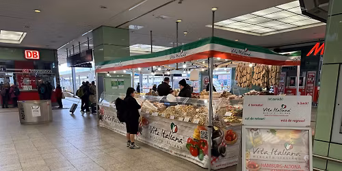 ZUM 4. MAL: Vita Italiana in HAMBURG-ALTONA Bhf