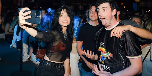 ETB @ Moore\u2019s Tavern in Freehold NJ \ud83c\udf7b\ud83c\udf84