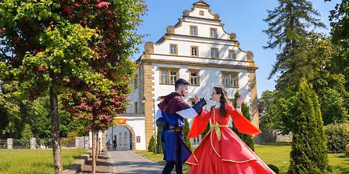 POH\u00c1DKOV\u00c1 TOUR: z\u00e1mek \u0160luknov