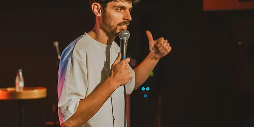 ADRI ROMEO  en LA ESTOA. SALA MARTE.