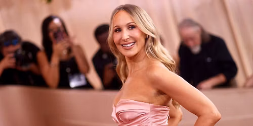Nikki Glaser Tickets 