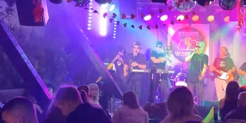 Storm Warning @ The Needles, Derby