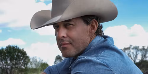 Aaron Watson, Hooks and The Huckleberries in Albuquerque