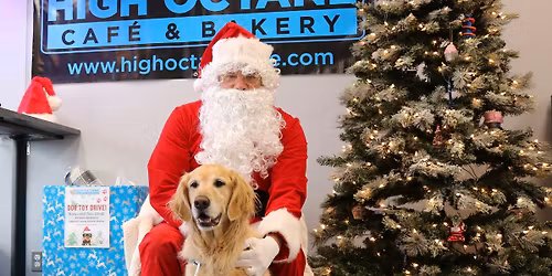 Santa is here! (to meet your doggo)