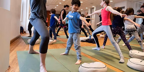 Yoga famille - 4 \u00e0 6 ans