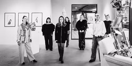 S\u00ed\u00f0asti s\u00e9ns \u00e1 Safak\u00far: Beint af veggnum heim