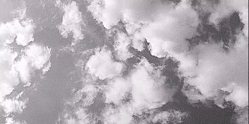 Otvorenje izlo\u017ebe | Grad, m\u00edri i nebeski nemiri