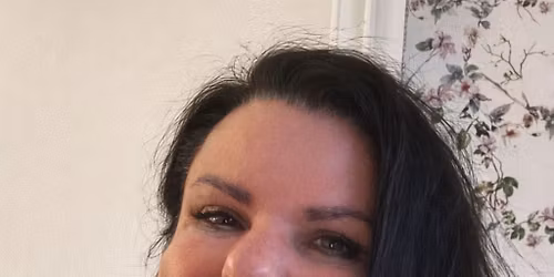 Sittings og healing i R\u00f8nne p\u00e5 Bornholm med clairvoyant Annette Edel