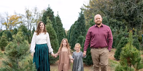 Christmas Tree Farm Mini Sessions