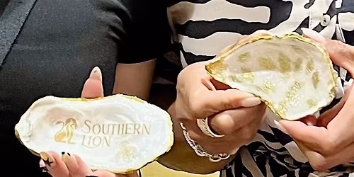 Oyster Artistry with Two Sisters