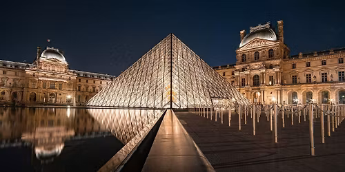 La Dict\u00e9e pour Tous au Mus\u00e9e du Louvre