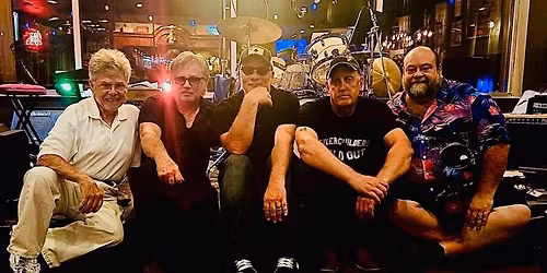 Side Eye Dog back at The Alley