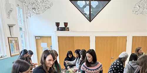 Christmas Wreath-Making Party in London (Begravia)