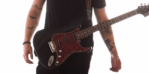 Live Music featuring Avery Bell