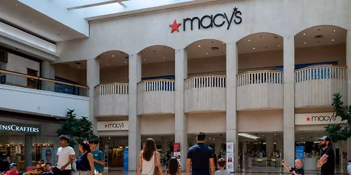Memorial Day Weekend: Shop, Dine & Play