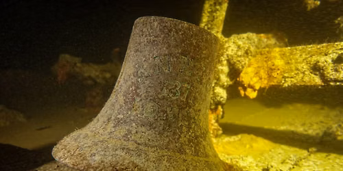 Vintermingel tillsammans med Vrak - Museum of Wrecks