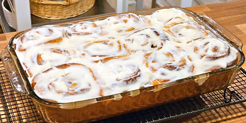 Cinnamon Roll Class (AT CAPACITY)