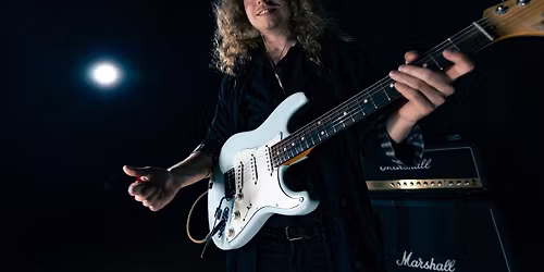 Kitaraklubilla Markus Venehsalo