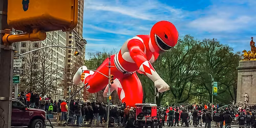 Thanksgiving Parade INDOOR Viewing & Premium Brunch from Columbus Circle