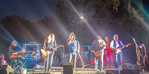 LynSkynyrd @ 115 Bourbon St. Beer Garden 